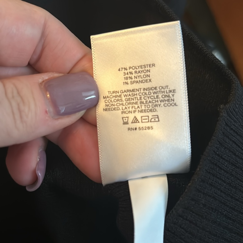 NWT!! Express sweater corset,size medium - Picture 6 of 9